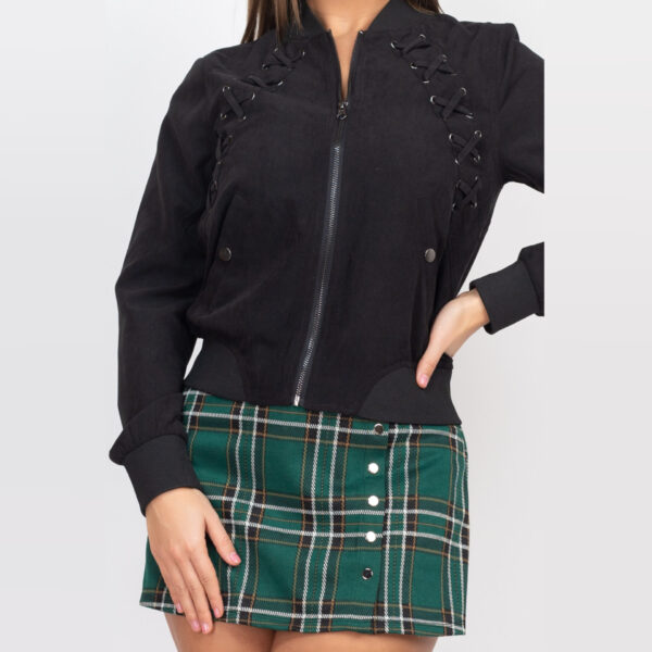 IRIS-HMJ20162A / CHAQUETA CROP CON DETALLE DE CORDONES / PAQUETE 6 PZAS: $311 C/PZA - PAQUETE 36 PZAS: $253 C/PZA - Imagen 4
