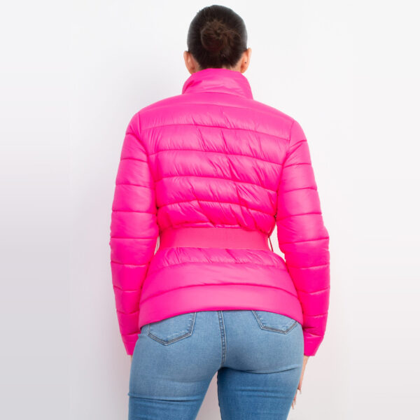 IRIS-HMJ20724 / CHAMARRA CON CINTURON AJUSTABLE / PAQUETE 6 PZAS: $421 C/PZA - PAQUETE 36 PZAS: $342 C/PZA - Imagen 5