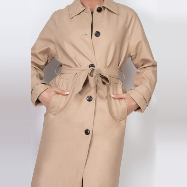 IRIS-HMJ21121 / ABRIGO LARGO MINIMALISTA / PAQUETE 6 PZAS: $649 C/PZA - PAQUETE 12 PZAS: $527 C/PZA - Imagen 6